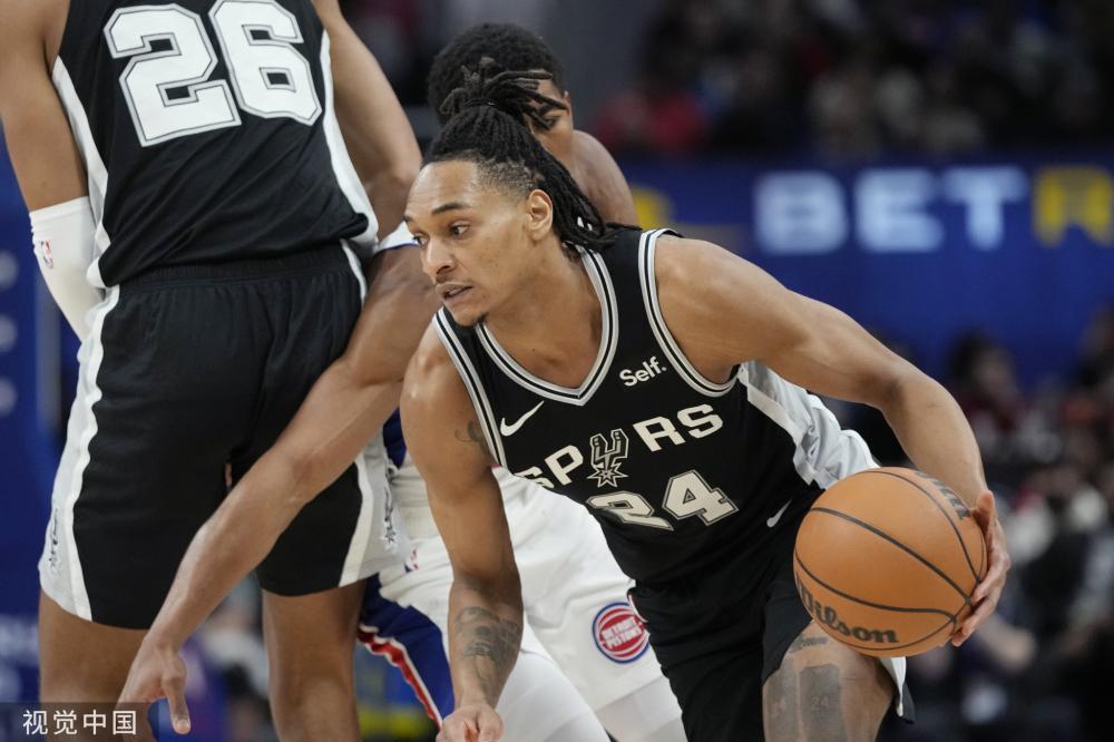 以她为例 以她为例