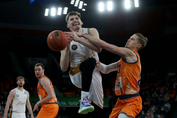 值得深究 值得深究